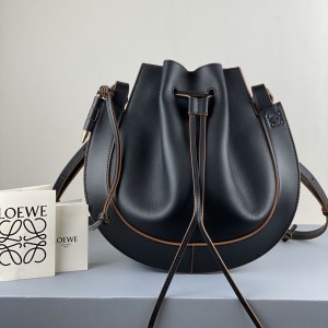 Loewe Horseshoe Black Smooth Calfskin bag Shoulderbag 27cm 009