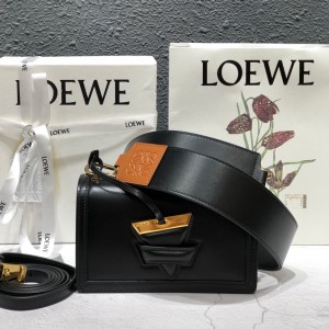 Loewe Barcelona mini bag in box calfskin Shoulderbag Black 1027