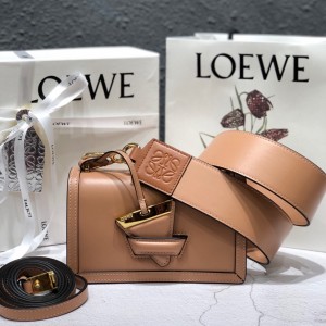 Loewe Barcelona mini bag in box calfskin Shoulderbag Powder 1027