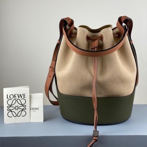 Loewe Balloon bag in canvas and calfskin Bucket bag Shoulderbag Green and Cameo 1098