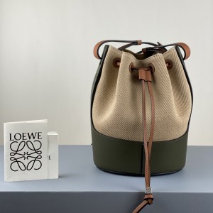 Loewe Small Balloon bag in canvas and calfskin Bucket Bag Shoulderbag Green and Cameo 1099