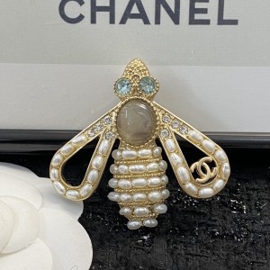 Fashion Jewelry Accessories Brooch with Bee shape Gold A1183