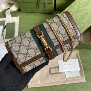 Gucci Handbags GG bag Jackie 1961 chain wallet in beige and brown GG supreme canvas Women's small accessories 652681