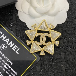 Fashion Jewelry Accessories Brooch with Star shape Gold A3038