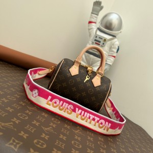 Louis Vuitton Speedy bandouliere 20 Bag In Monogram Canvas LV Monogram Handbags Shoulderbag M45948 