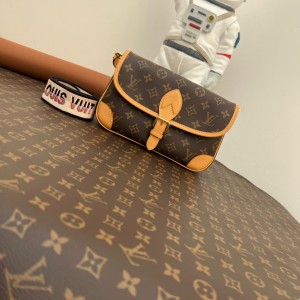 Louis Vuitton Diane Bag In Monogram Canvas LV Handbags Shoulderbag M45985 