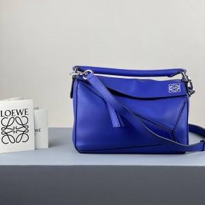 Loewe Small Puzzle bag in classic calfskin Shoulder bag Blue 3001-20