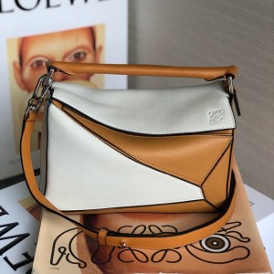 Loewe Small Puzzle bag in classic calfskin Shoulder bag Multicolor 3001-3