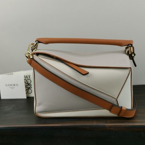 Loewe Small Puzzle bag in classic calfskin Shoulder bag White 3001-1