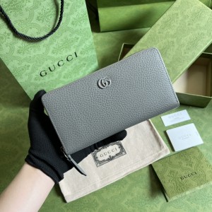 GG Wallet Women's Wallet GG Marmont zip around wallet in grey leather 456117