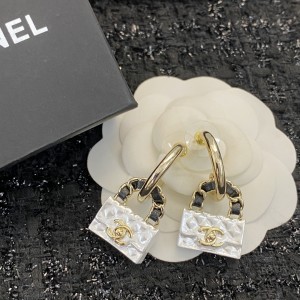 Fashion Jewelry Accessories Earrings Gold White E1895