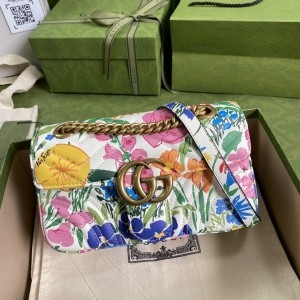 Gucci Handbags Women's Chain bag GG bag GG Marmont matelasse mini bag with flower 446744