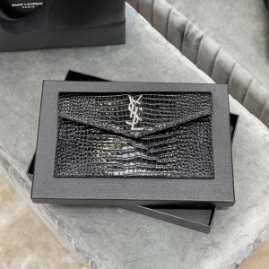 YSL Uptown Pouch In Crocodile Embossed Shiny Leather Clutch Bag Handbag 565739 Black silver