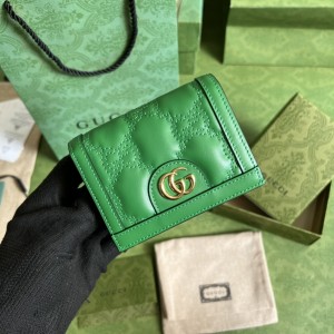 GG Wallet Women's Wallet GG Matelasse card case wallet short wallet card holder in green leather 723786