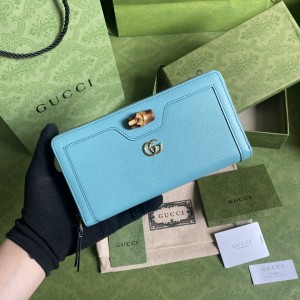 GG Wallet Women's Wallet GG Diana Continental wallet in Light blue leather 658634