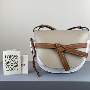 Loewe Small Gate bag in soft calfskin Shoulderbag A650T20X31 56T20 White/Gray/Brown