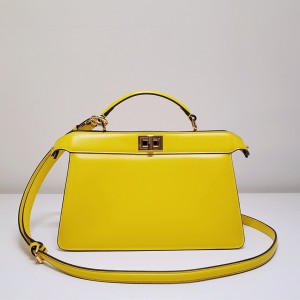 FENDI Peekaboo Iseeu Small Yellow Leather Bag Shoulderbag Handbag