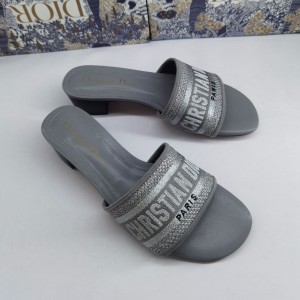 Fashion Sandals Dior Dway Heeled Slide Classic Embroidered Cotton Slippers Grey Sandals D10017-3
