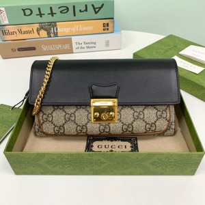 Gucci Handbag Gucci Chain Bag GG Supreme Padlock Wallet Chain Wallet for Women 658226 Black