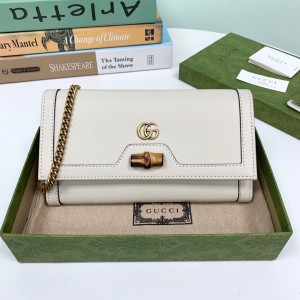 Gucci Handbag Gucci Diana chain wallet with bamboo Continental Wallets for Women Long Wallet 658243 White