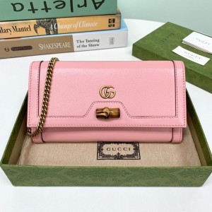 Gucci Handbag Gucci Diana chain wallet with bamboo Continental Wallets for Women Long Wallet 658243 Pink