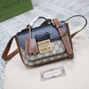 Gucci Handbags Padlock mini bag GG Supreme Canvas Shoulderbag Mini Handbags 658487 Black