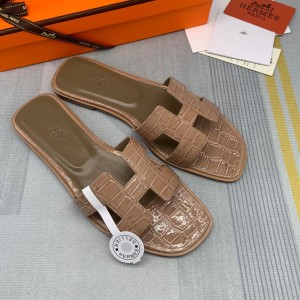 Fashion sandals H Oran sandals Classic Slippers Crocodile pattern H sandals Brown H01-21108-11